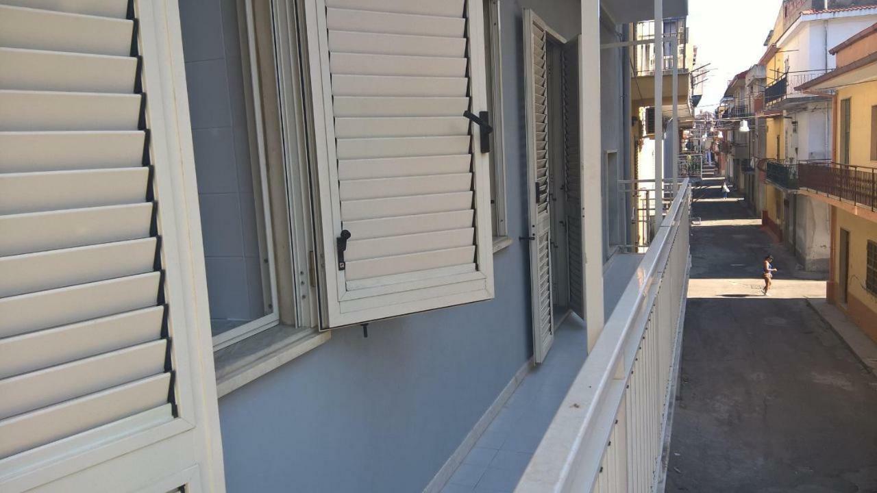 Climatizzato In Centro A 100M Dal Mare Ciro Marina Exterior photo