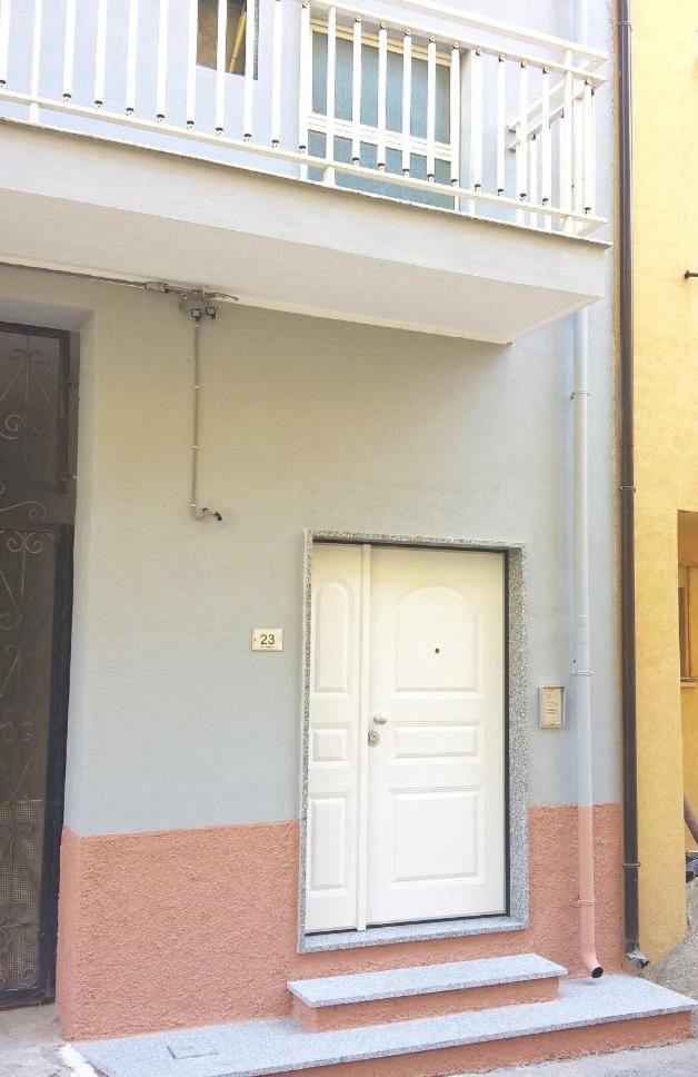 Climatizzato In Centro A 100M Dal Mare Ciro Marina Exterior photo